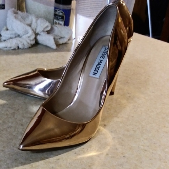 Heels - Picture 5 of 6